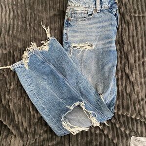 American Eagle Distressed Jeans